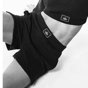 Alo black quilted boxer short - large